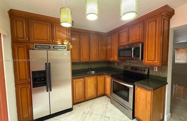 680 NW 82nd Pl photos photos