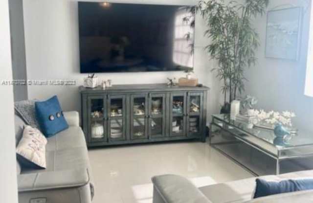 8710 Sw 3rd St photos photos