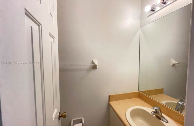 2042 Shoma Dr Gallery 2