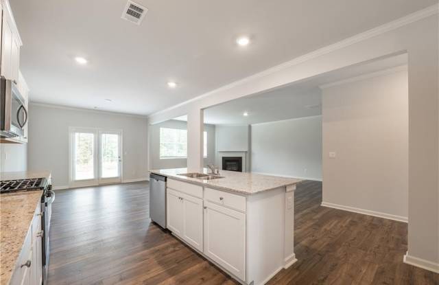 74 Grove Springs Court SE Gallery 3