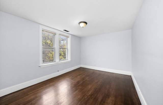 1857 S Komensky Ave Gallery 3