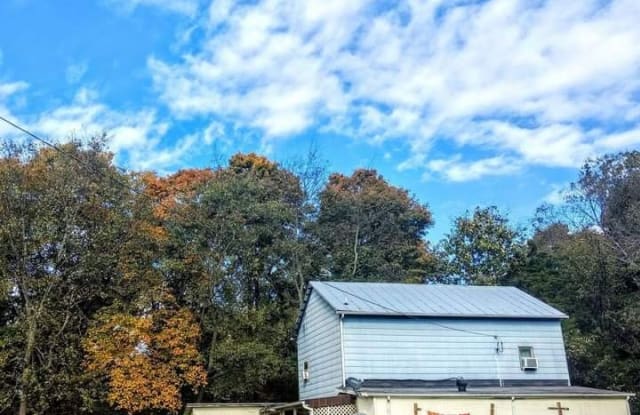 3662 Turnersville Rd - 3662 Turnersville Road, Robertson County, TN 37032
