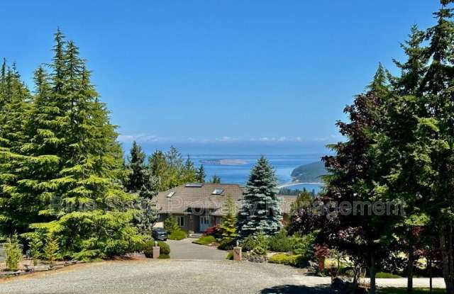 561 Doe Run Rd - 561 Doe Run Road, Bell Hill, WA 98382