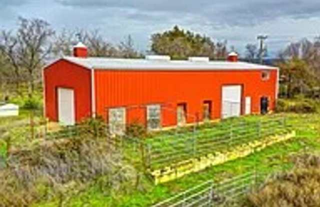 355 Merritt Lane Gallery 2