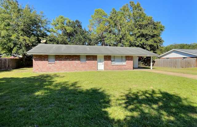 3 BD 1.5 BA Ocean Springs Rental in the Golf Cart District photos photos