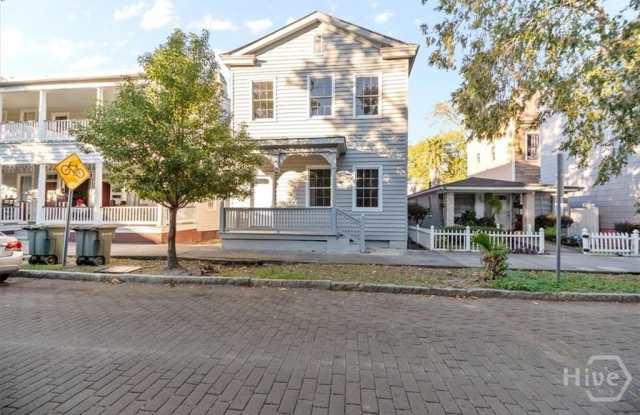 318 E Waldburg Street photos photos