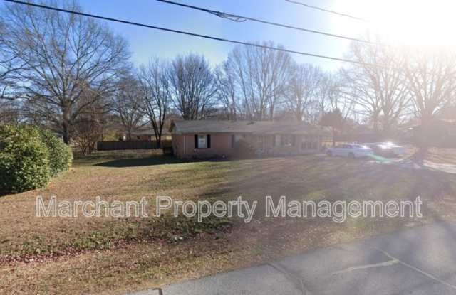 206 Lanewood Drive Gallery 1