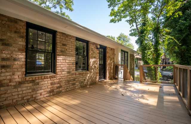 1051 Crooked Creek Road Gallery 4