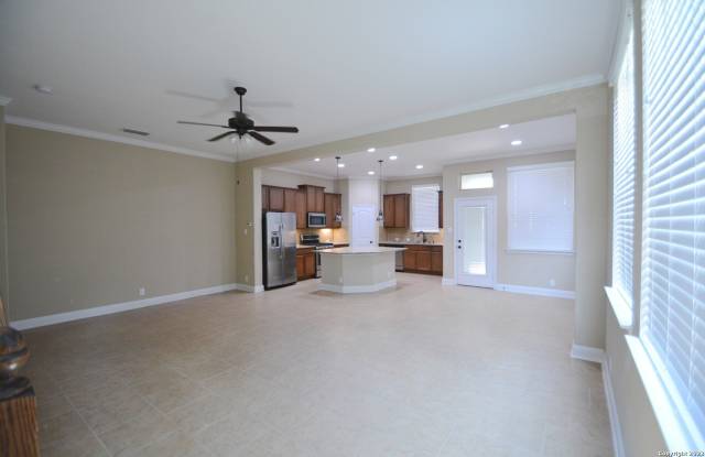 17422 MOSCATO Gallery 3