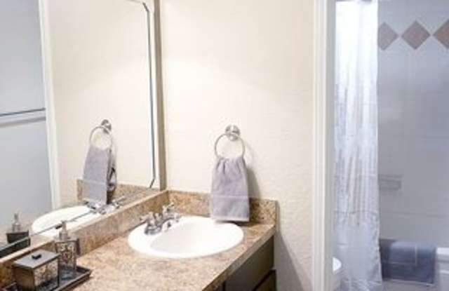 9600 Golf Lakes Trail Unit: A3 - 9600 Golf Lakes Trail, Dallas, TX 75231