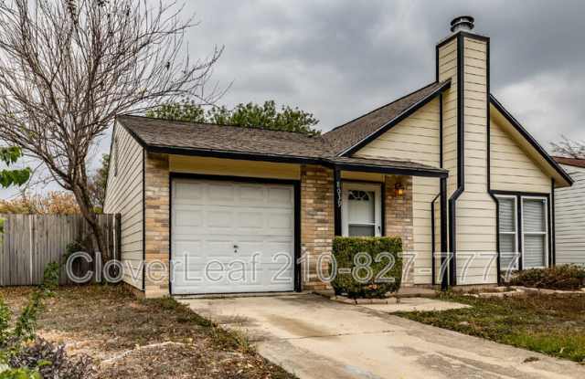 8039 Big Bnd - 8039 Big Bend, San Antonio, TX 78250