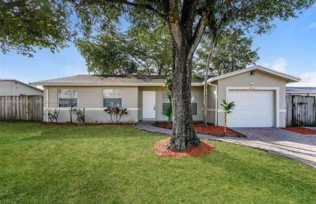 8410 NW 27th Pl photos photos