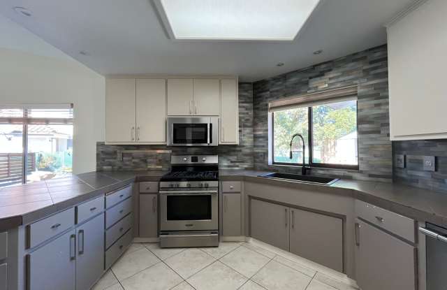 946 Saint Ann - 946 Saint Ann Drive, El Paso de Robles, CA 93446