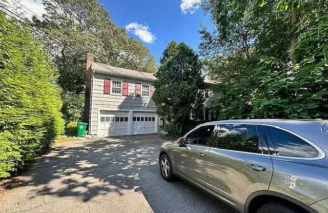 32-34 Coyne Rd. photos photos