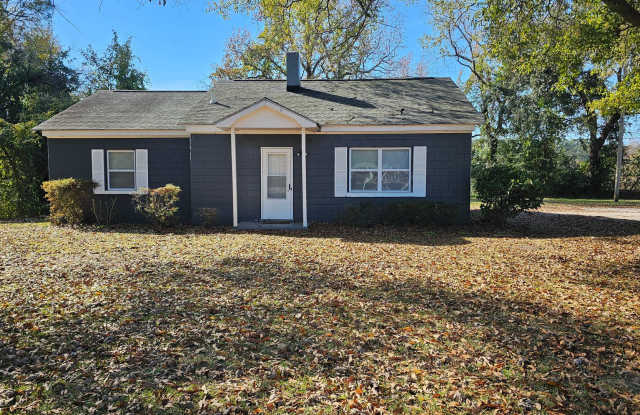 3 BR 1 BA Jacksonville - 5339 Richlands Highway, Onslow County, NC 28540