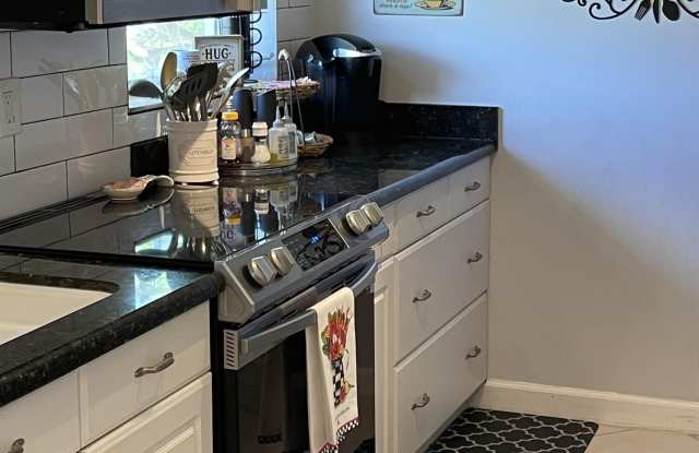 2700 SW 22nd Avenue - 2700 Southwest 22nd Avenue, Delray Beach, FL 33445