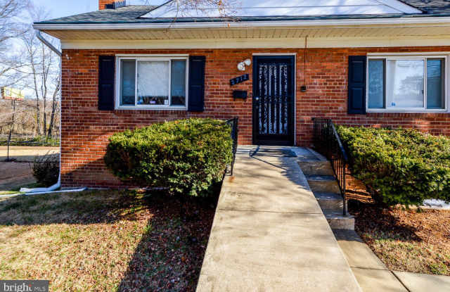 2712 HAWTHORNE TERRACE Gallery 3
