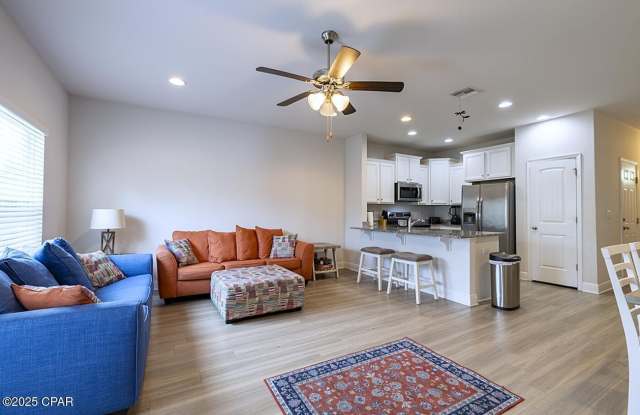 1882 Pointe Drive photos photos