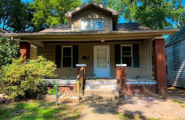 1413 S. Harlan Ave photos photos