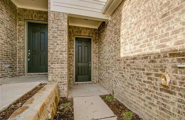 17721 Coralbery Drive Gallery 4
