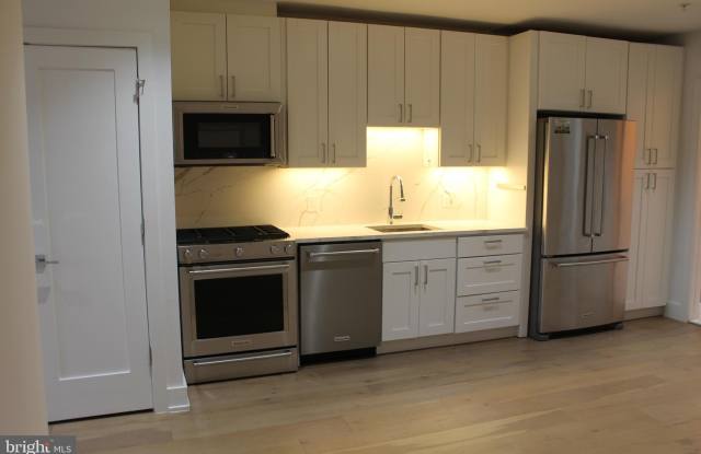 5110 FORT TOTTEN Drive NE unit: 4 photos photos