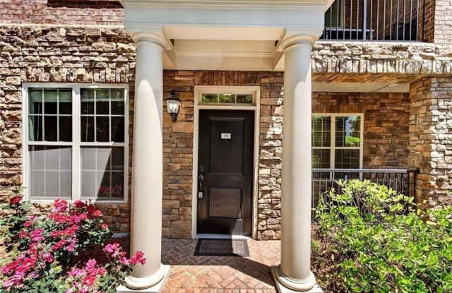 2300 Peachford Road Gallery 1