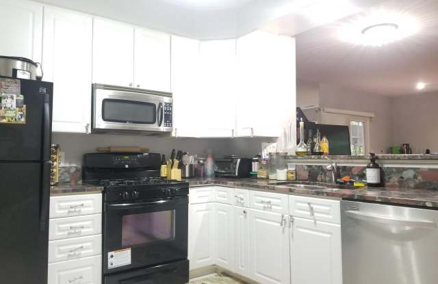 7712 HAYNES POINT WAY Gallery 2