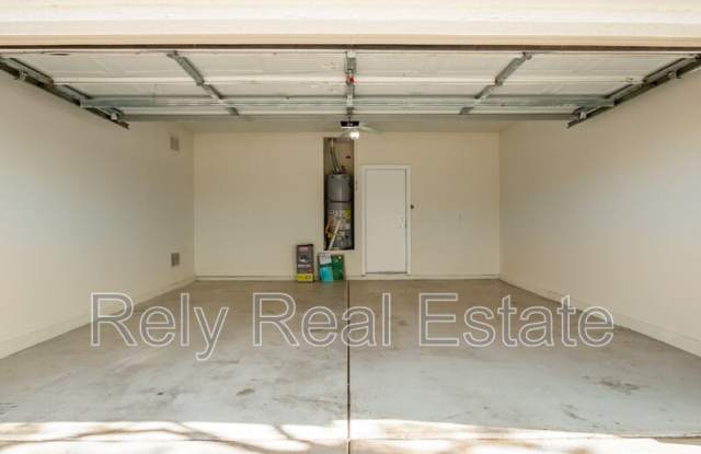 8906 W Hess St photos photos