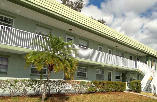 2 bed / 2bath condo in the heart of Clearwater photos photos