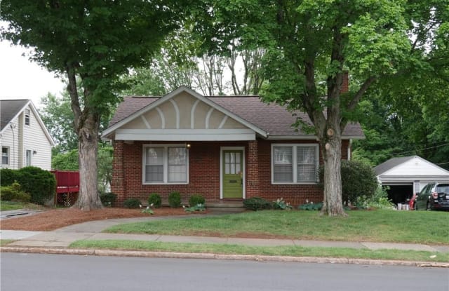 1049 Miller - 1049 Miller Street, Winston-Salem, NC 27103