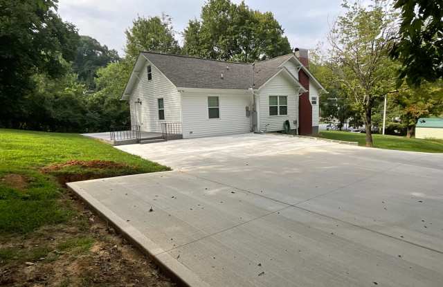 Very nice 2 bed/1 bath home - Morristown Gallery 4