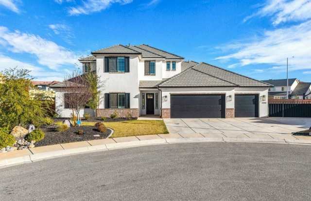 Custom 6 Bedroom Home in Great Location. photos photos