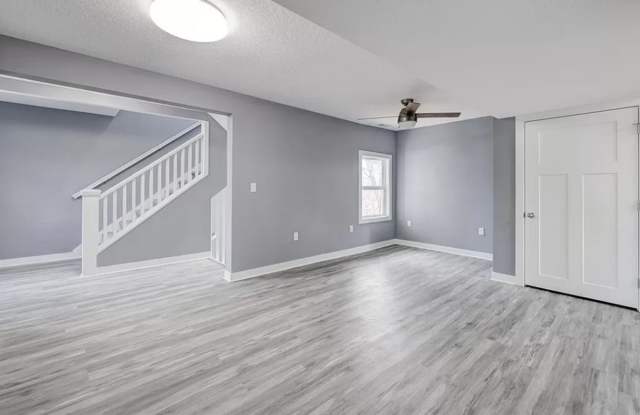 2406 Woodland Avenue photos photos