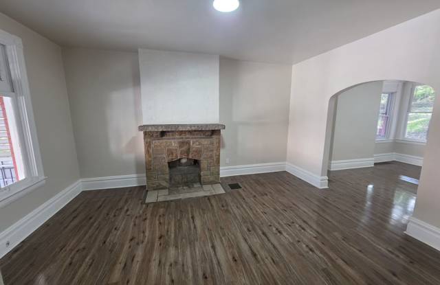 Comfortable 3BR Home in Pittsburgh, Section 8 Considered!! Gallery 4