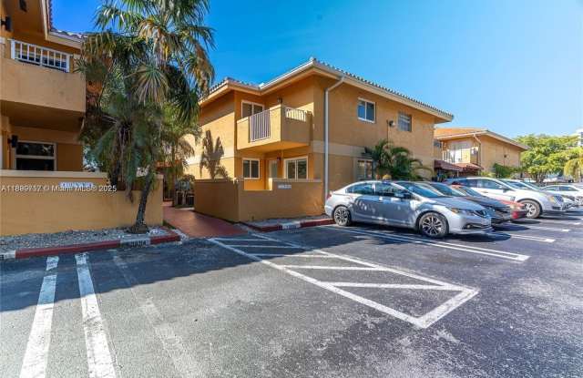 13900 SW 65th Ter photos photos