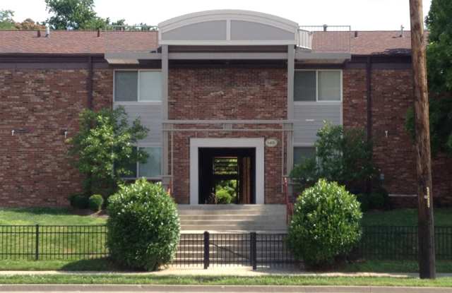 COMING IN AUGUST! Attractive Condo, Lots of Upgrades! Walk to UK! Off-Street Parking, W/D - 155 Virginia Avenue, Lexington, KY 40508 COMING IN AUGUST! Attractive Condo, Lots of Upgrades! Walk to UK! Off-Street Parking, W/D - 155 Virginia Avenue, Lexington, KY 40508