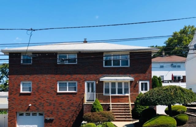 54 HAVERHILL AVE - 54 Haverhill Avenue, Woodland Park, NJ 07424