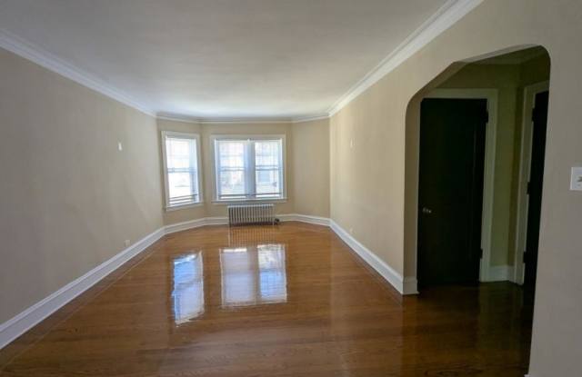 6703 North Greenview Avenue photos photos