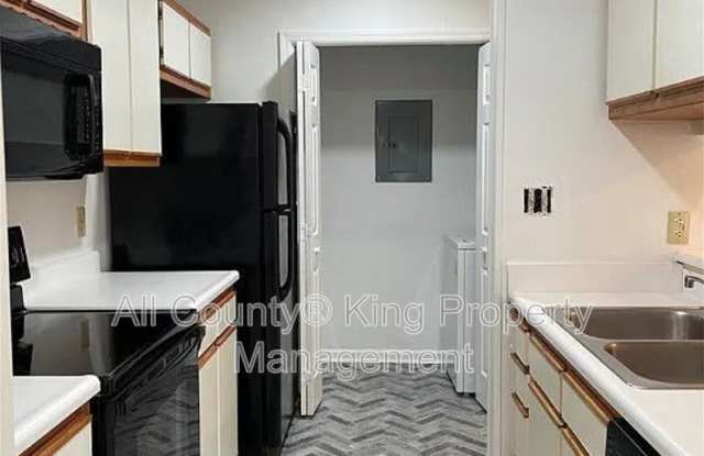 342 Waterdown Drive Gallery 4