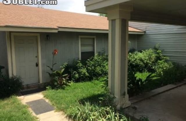 9511 Simplicity Dr - 9511 Simplicity Drive, San Antonio, TX 78245