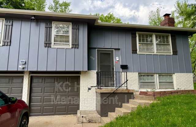 8412 E 97th Ter - 8412 East 97 Terrace, Kansas City, MO 64134