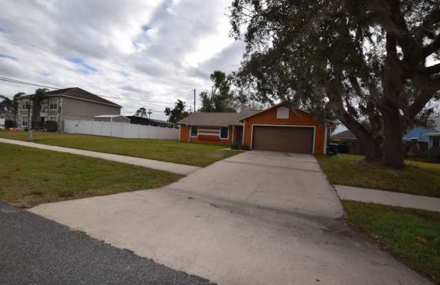 3/2 For Rent at 2585 Derby Drive Deltona, FL 32738. photos photos