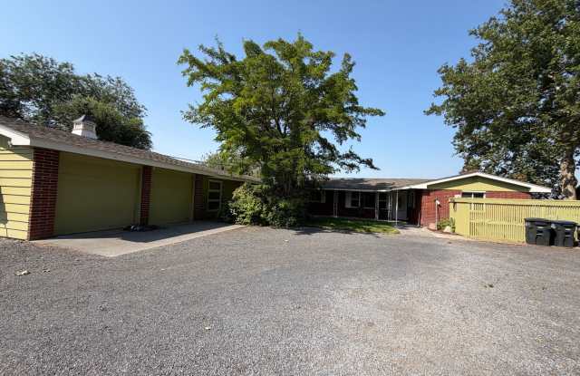 1824 Monte Vista Lane, Moses Lake Gallery 1