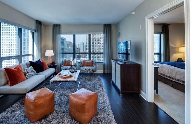 81 West Hubbard Street - 81 West Hubbard Street, Chicago, IL 60654