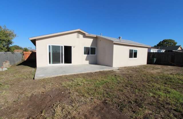 214 Ridgecrest Drive Gallery 2
