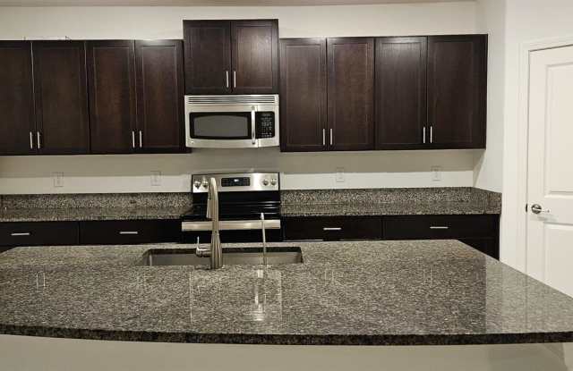 9910 SPANISH LIME Court Gallery 2
