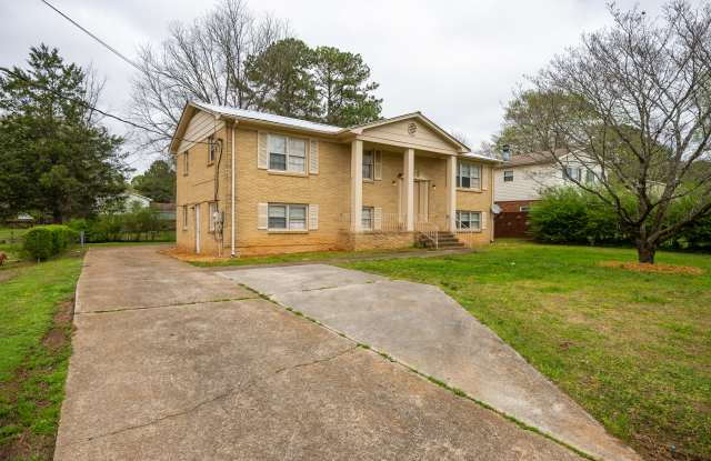6016 Rickwood Dr NW Gallery 2