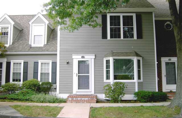 246 Georgetown Drive - 246 Georgetown Drive, Hartford County, CT 06033
