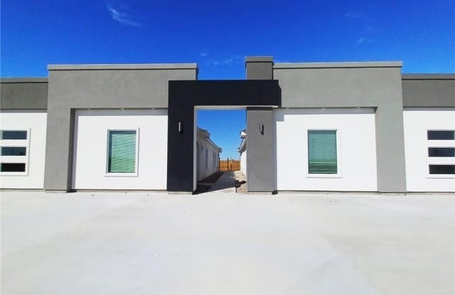 3308 Wolf Creek Avenue photos photos