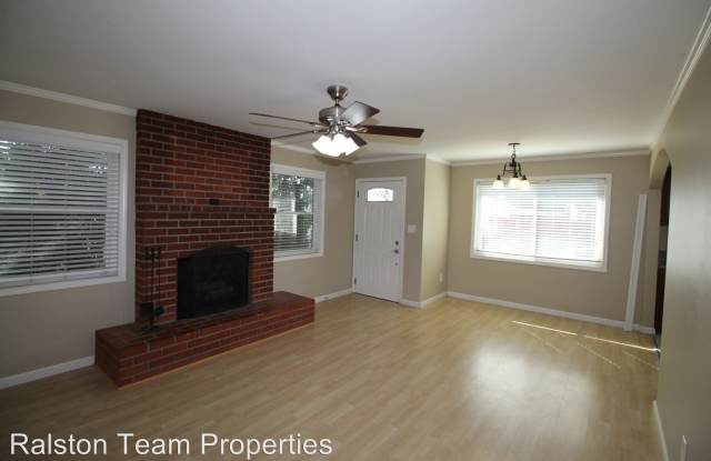 2327 Sea Breeze Drive Gallery 3